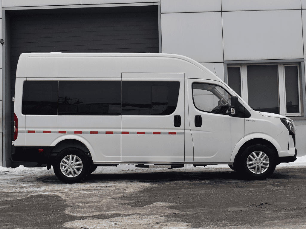 Туристический автобус DongFeng